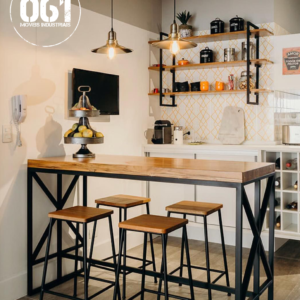 Mesa Estilo Balcão + Banquetas Industrial